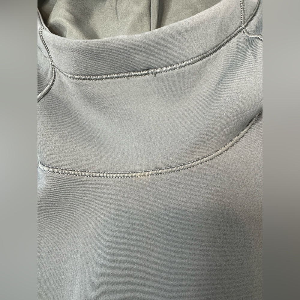 Lululemon AirWrap Pullover Hoodie - Picture 4 of 12